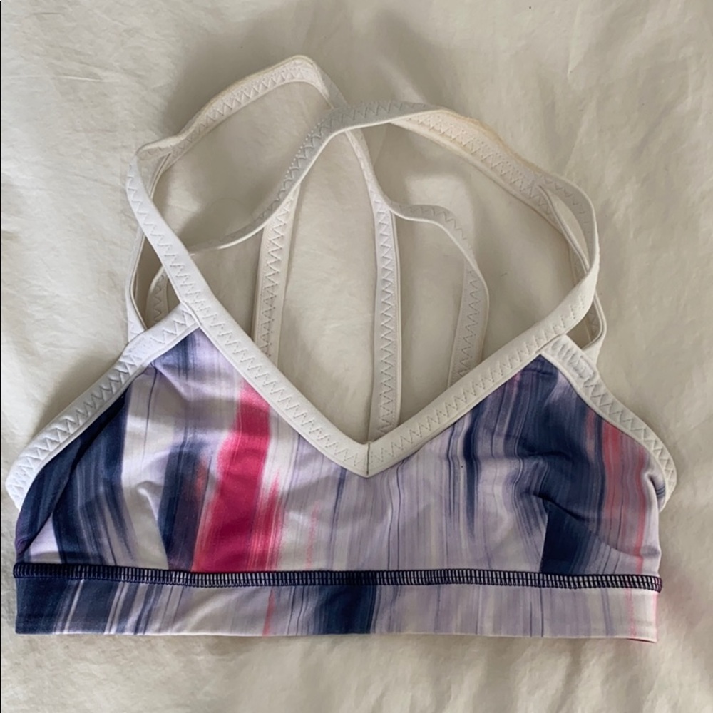Lululemon sports bra